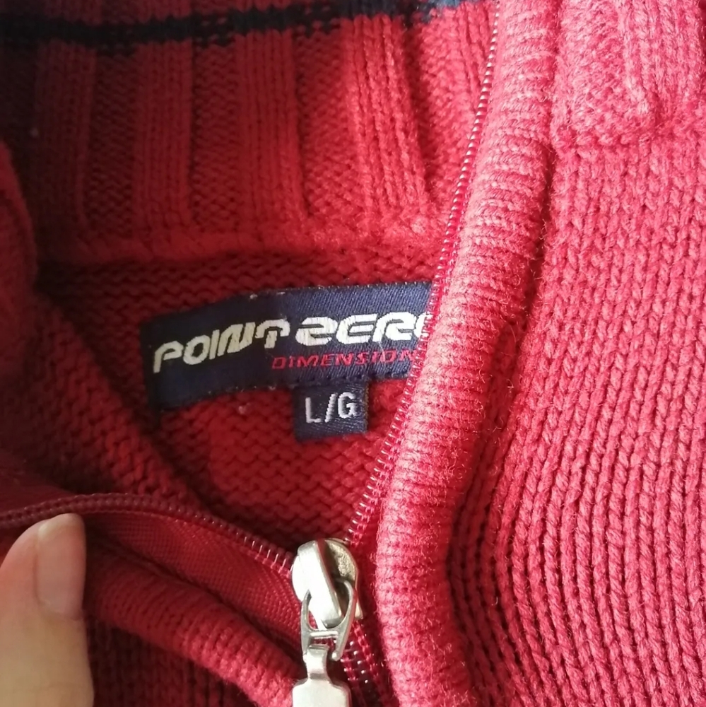 Red pull - Picture 2 of 3